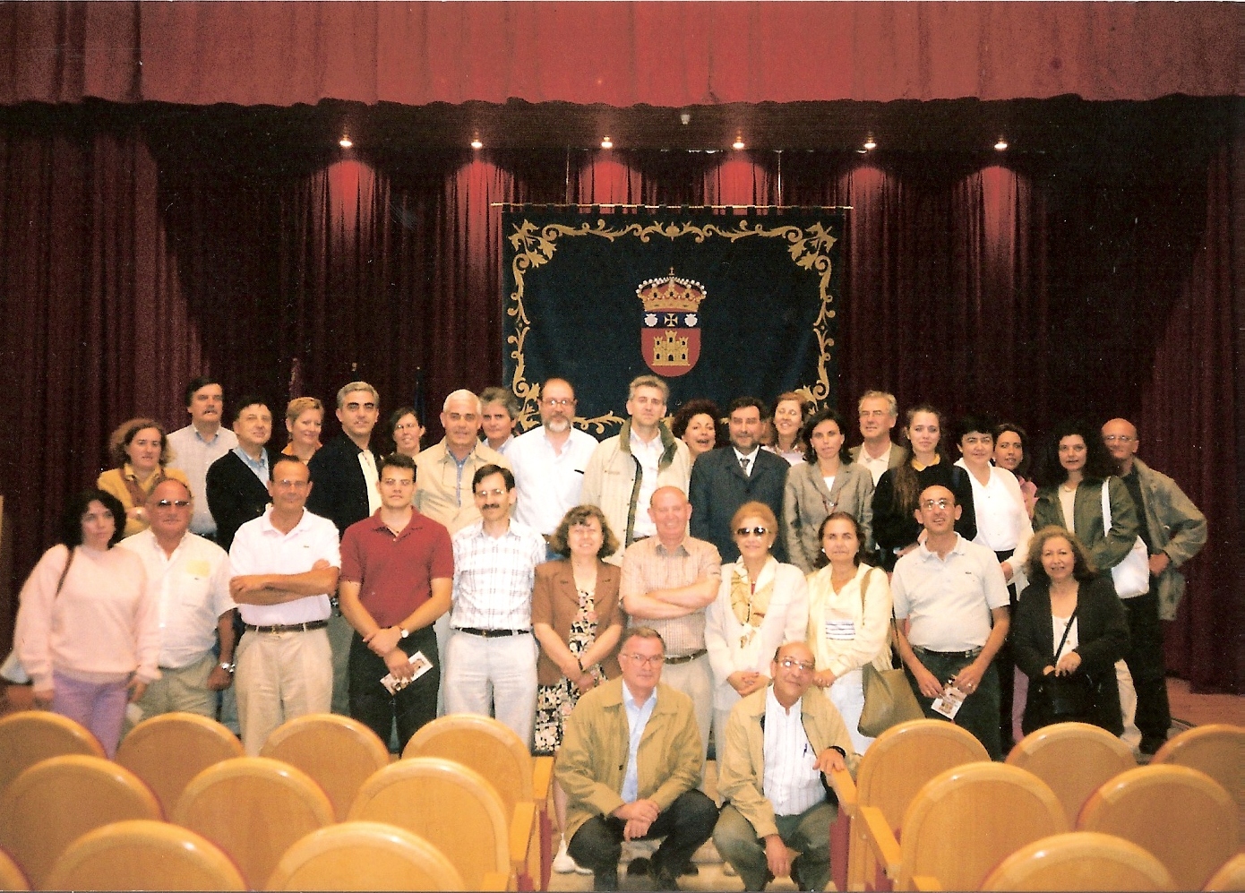 Los participantes en este Encuentro Científico interuniversitario de las Universidades Complutense de Madrid y de Burgos, en el Aula Magna de esta Universidad.